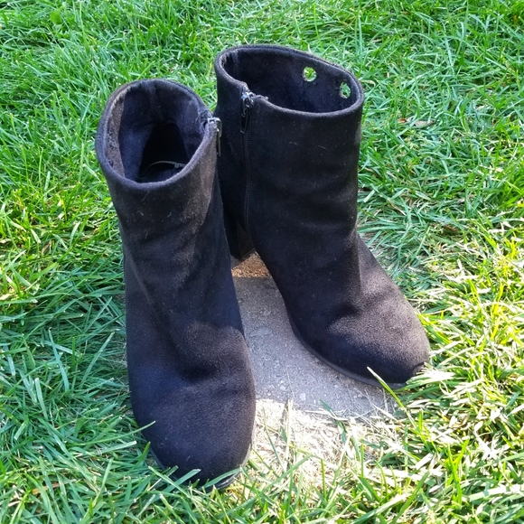 Maurices Ankle Booties, sz9 - Picture 2 of 6